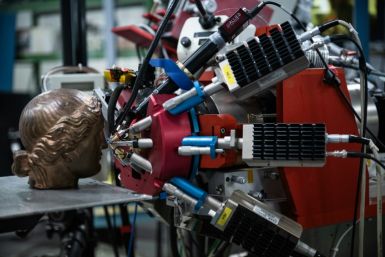 Une statue en bronze testée avec l'accélérateur de particules du centre